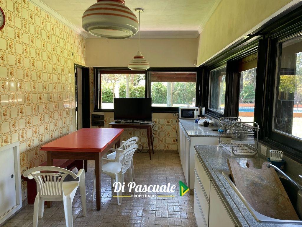 Venta Quinta Ideal Instituciones, Clubes, Centros de Dia con Parque y Pileta - Moreno Norte 1
