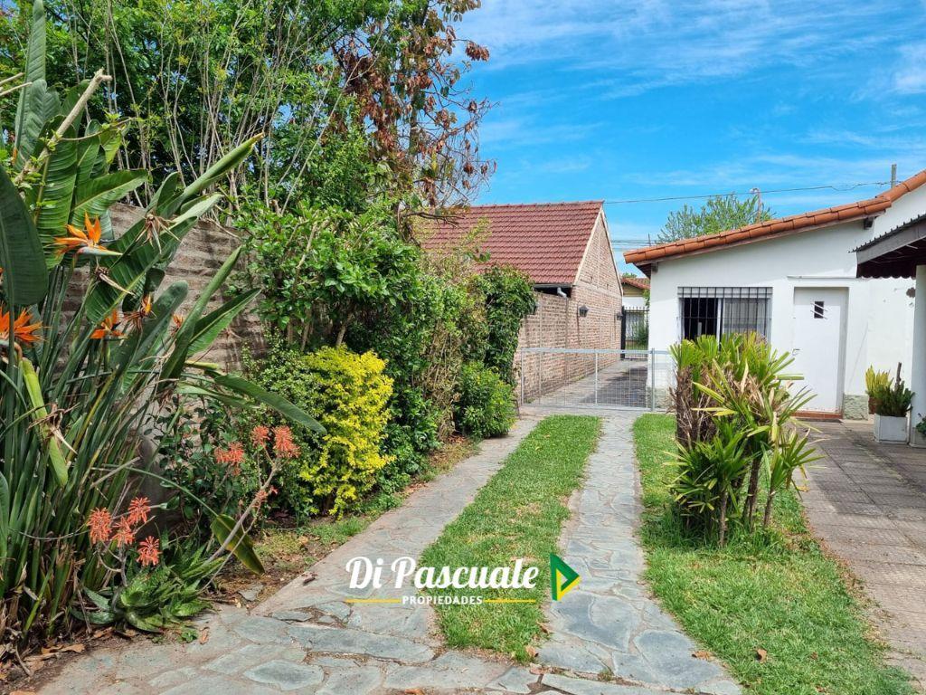 Venta Apto Crédito Hipotecario Casa con Patio y Dependencia - Paso del Rey 2