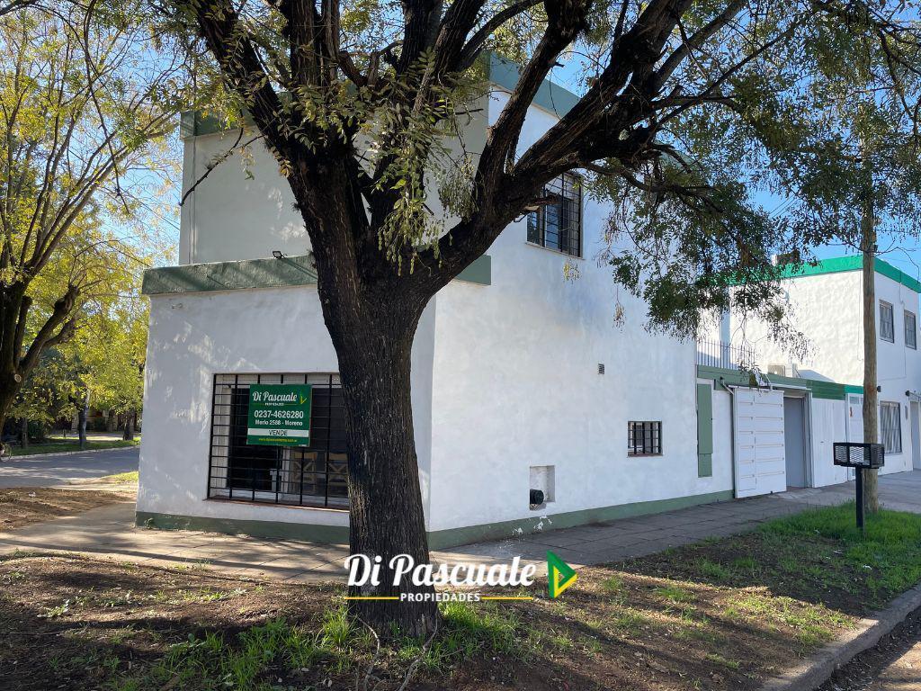 Apto Credito Hipotecario Venta Duplex 3 Ambientes con Patio y Cochera - Moreno Sur 2