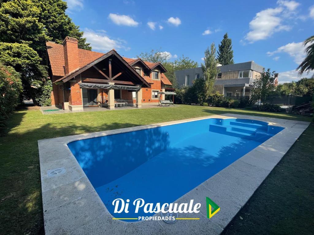 Venta Chalet en 2 Plantas Sobre 660 m² en Country Club Banco Provincia 5