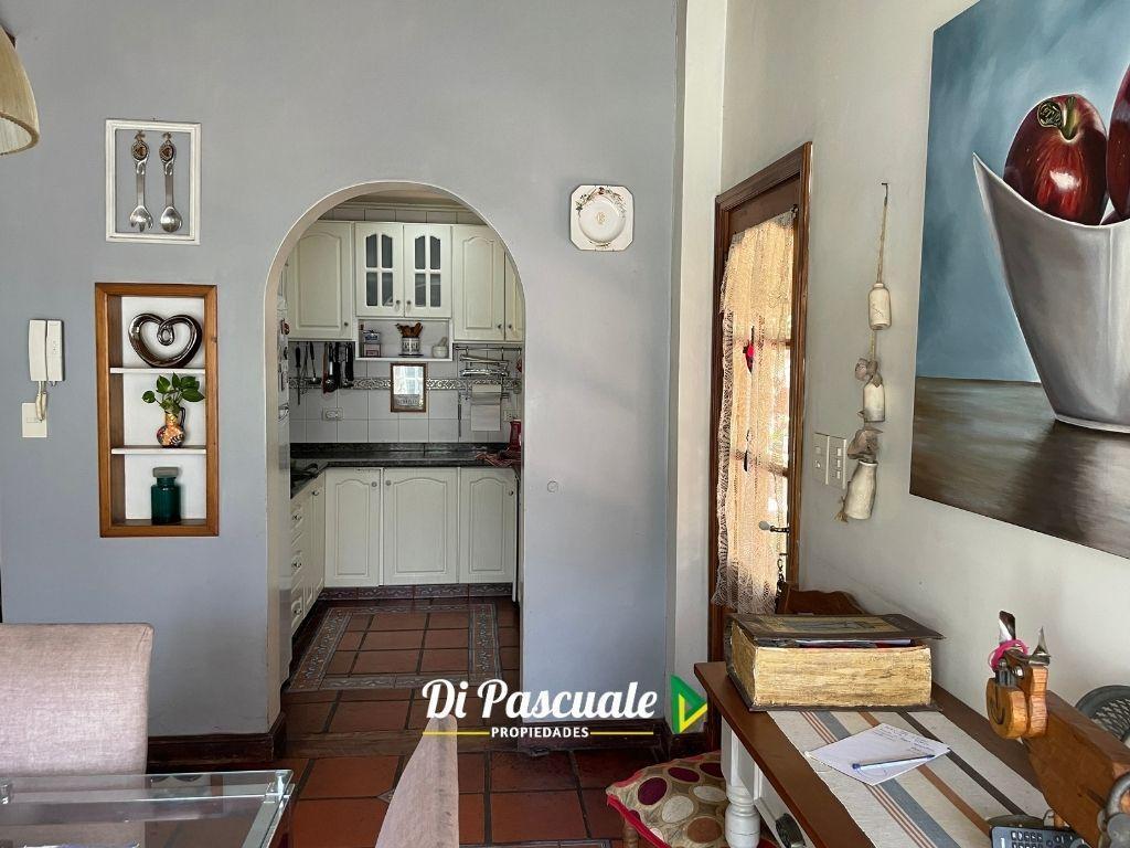 Venta Casa Quinta con Pileta, Quincho Cubierto y Dependencia - Moreno Sur 4