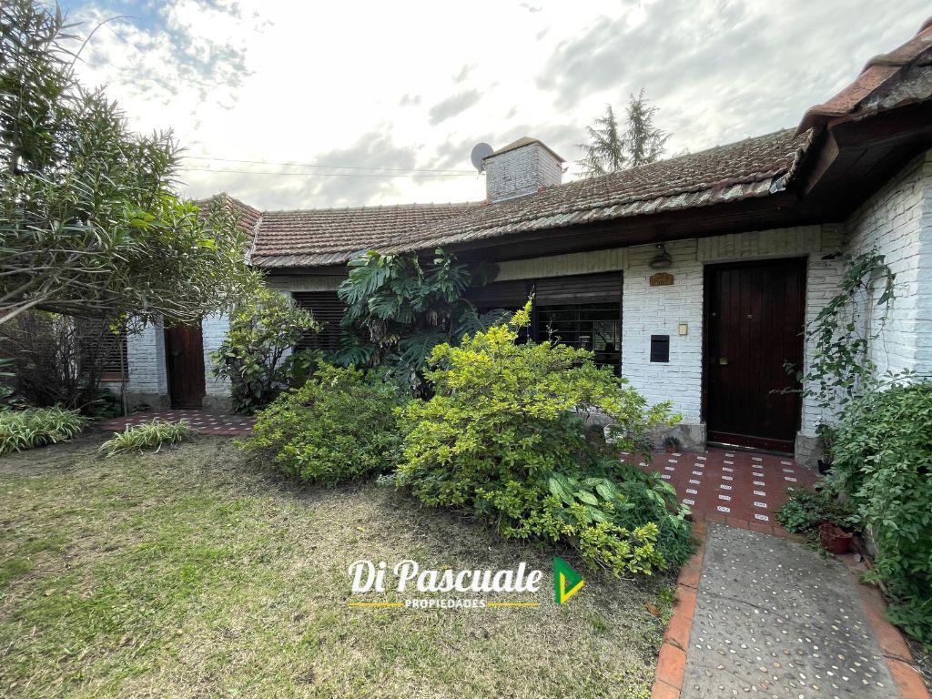 Venta Casa Quinta con Parque y Pileta - Moreno 2
