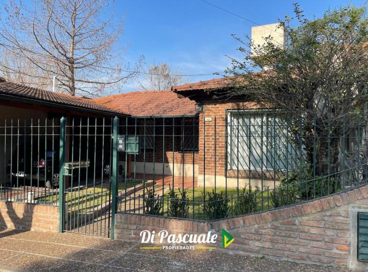 Alquiler Casa 3 Dormitorios, Parque Quincho y Pileta  - Moreno Sur 3