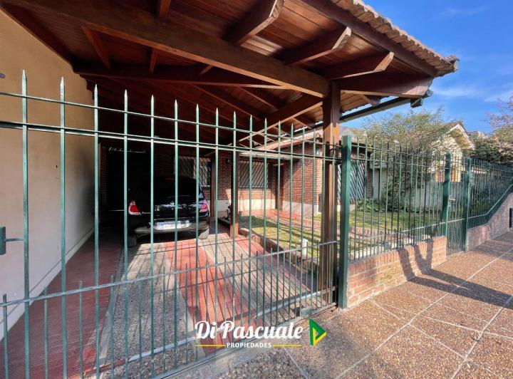 Alquiler Casa 3 Dormitorios, Parque Quincho y Pileta  - Moreno Sur 4