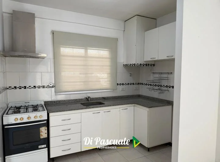 ALQUILER 2 Ambientes en Planta Baja con Patio y Cochera - Solares de Moreno II (Moreno Sur) 3