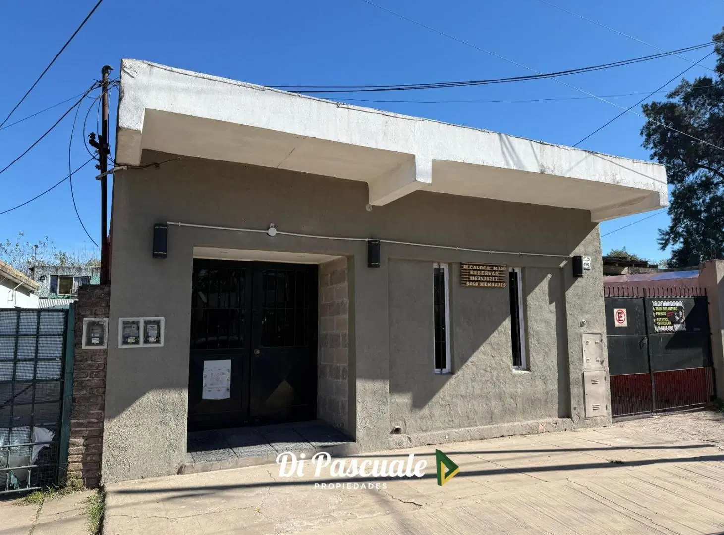 ALQUILER Local Con Cocina, Patio y Baños Apto Profesional Ideal Salón De Eventos - La Reja Norte 1