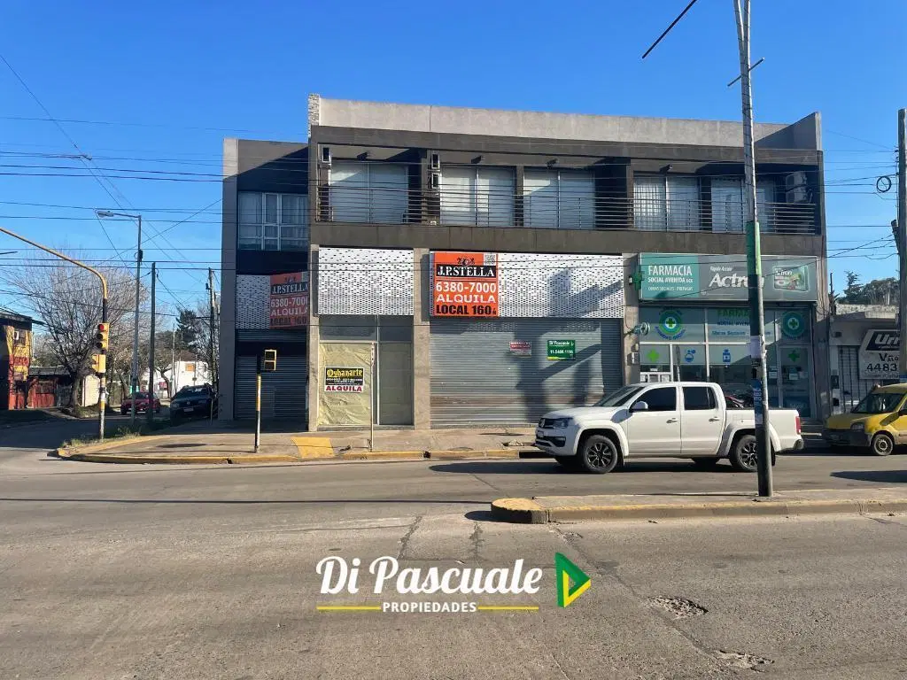 ALQUILER COMERCIAL Local Esquina de 167 m2  - Moreno Norte Sobre Av. Victorica 2