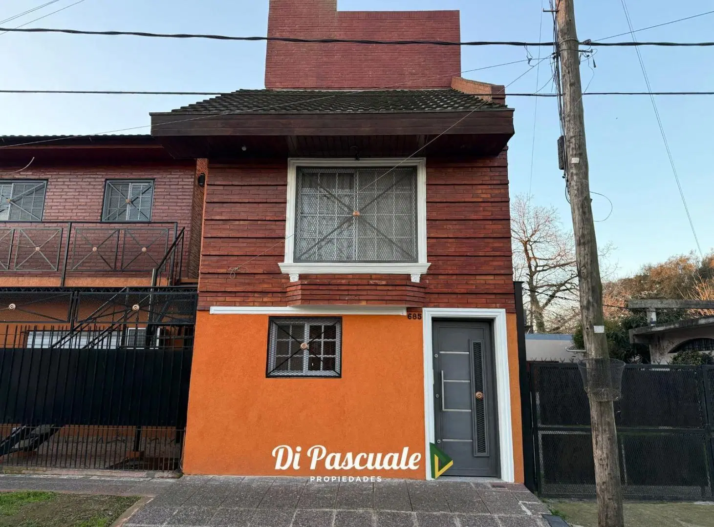 ALQUILER Departamento 1 Dormitorio Y Escritorio En 1er Piso Moreno Norte Ubicación Estratégica 2