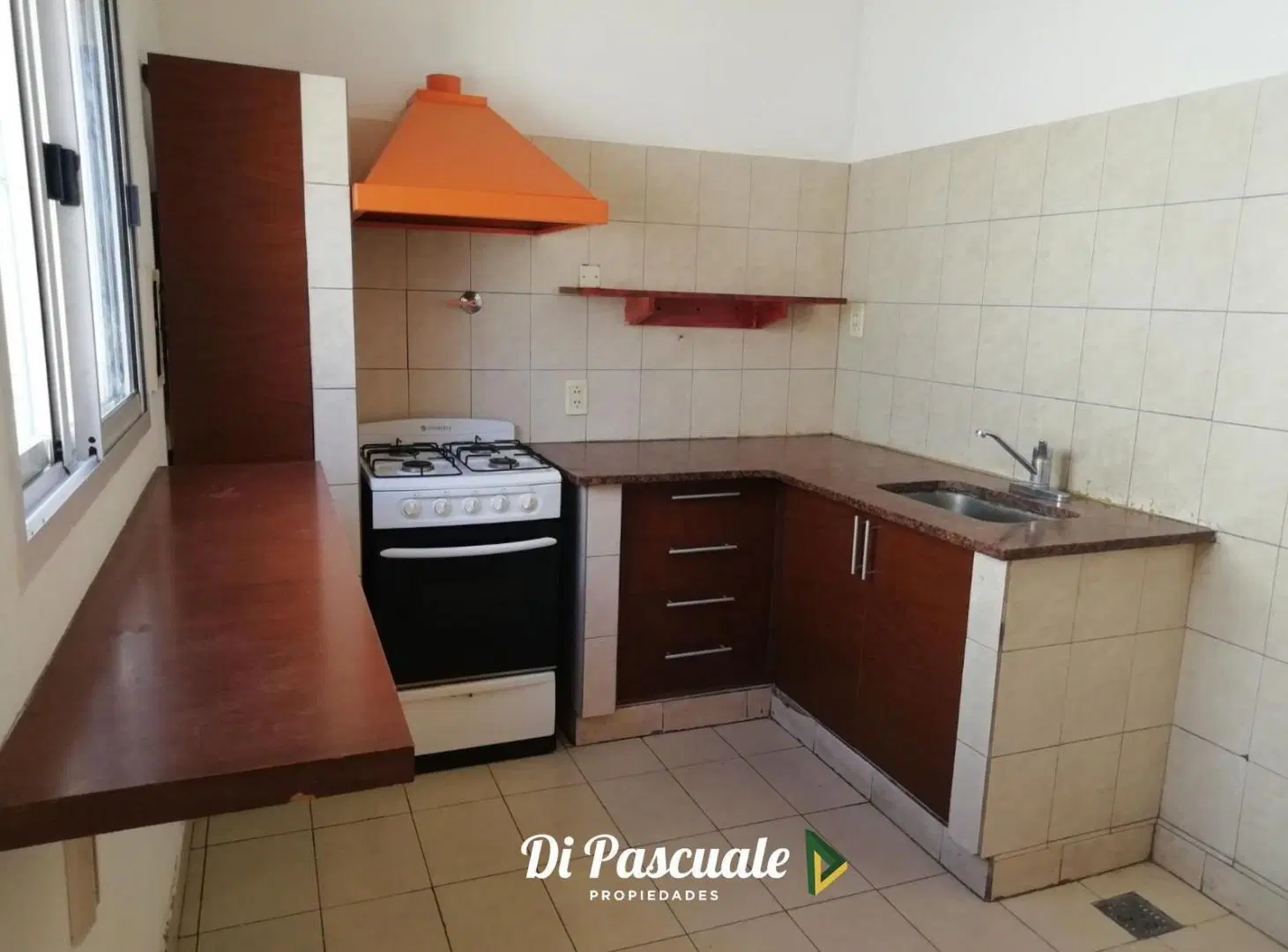 VENTA Apto Crédito Hipotecario PH Con 2 Dormitorios, Patio y Garage - Moreno Sur 3