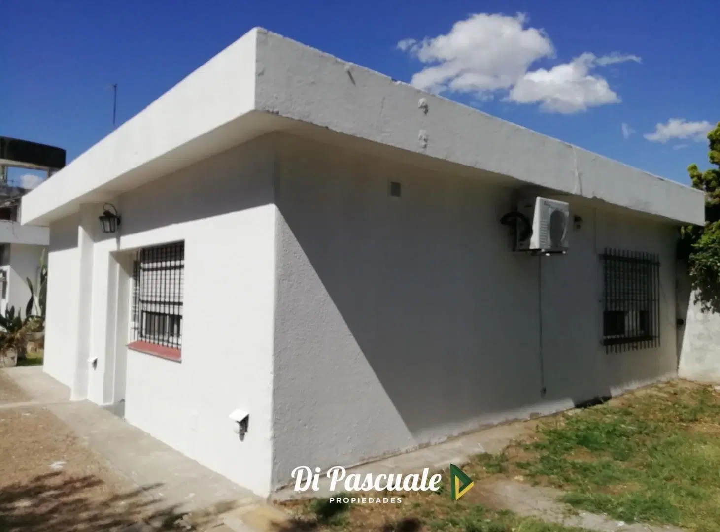 VENTA Apto Crédito Hipotecario PH Con 2 Dormitorios, Patio y Garage - Moreno Sur 1