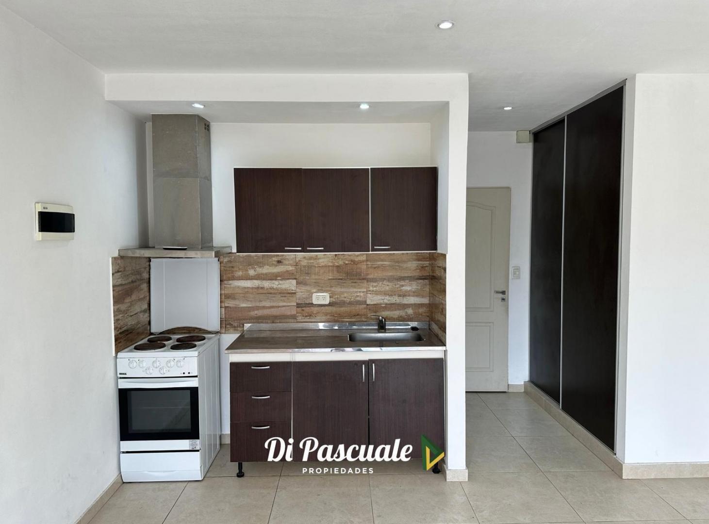 Foto de Alquiler Departamento Monoambiente con Balcón - La Reja Centro, imagen 3