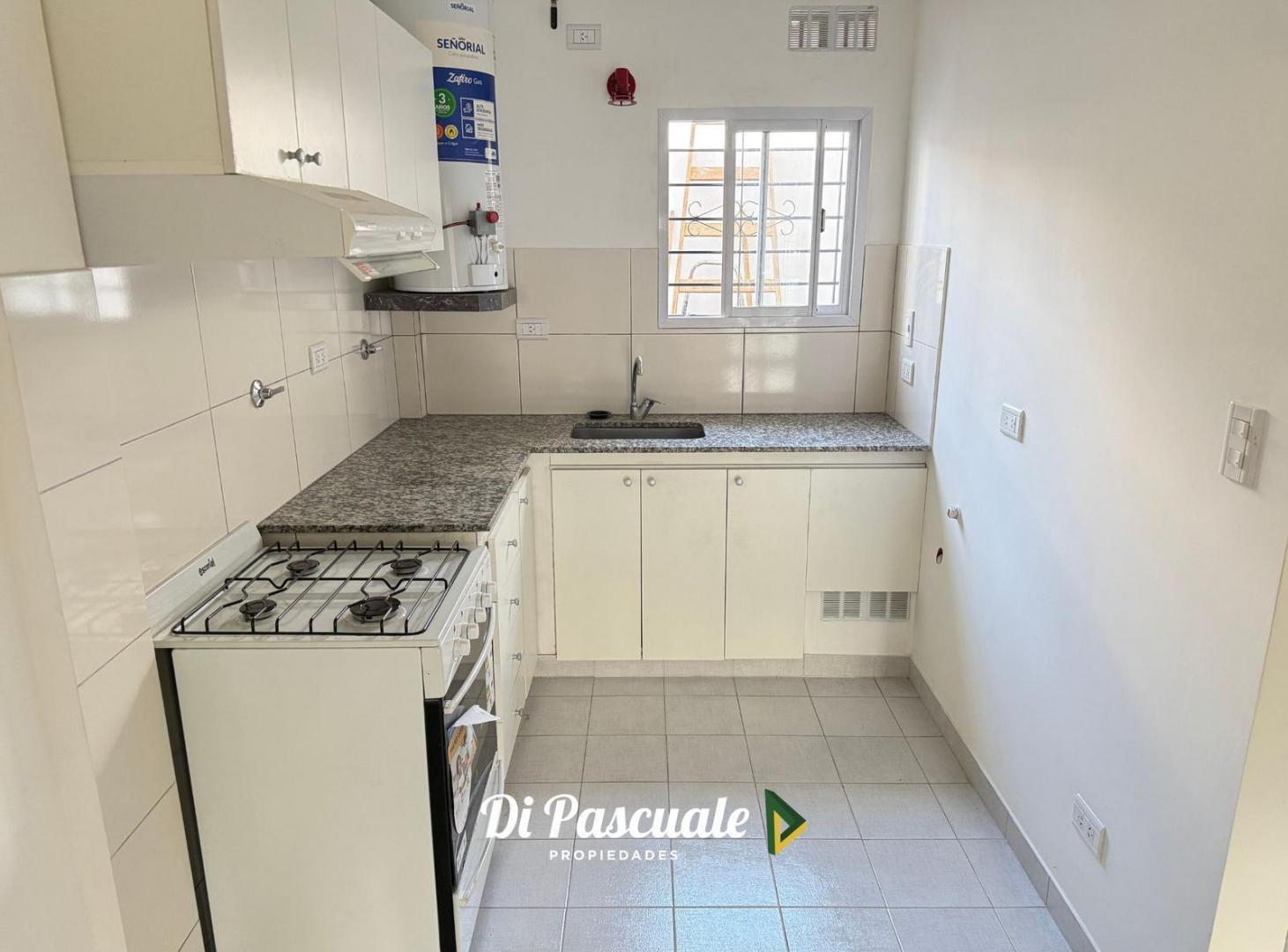 Foto de ALQUILER Departamento 2 Ambientes Con Balcón - Moreno Centro, imagen 4