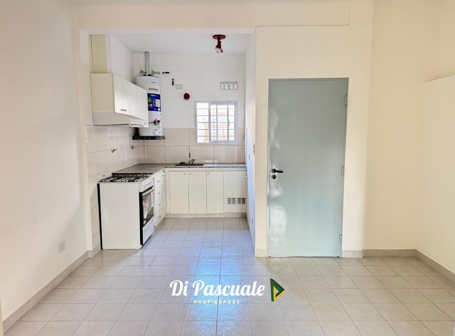 Foto de ALQUILER Departamento 2 Ambientes Con Balcón - Moreno Centro, imagen 1
