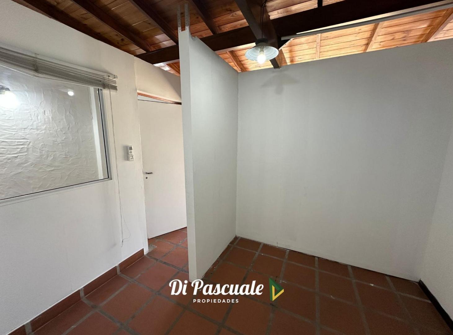 Foto de ALQUILER Local Comercial 3 Oficinas Ideal Consultorios Y Profesionales, imagen 3
