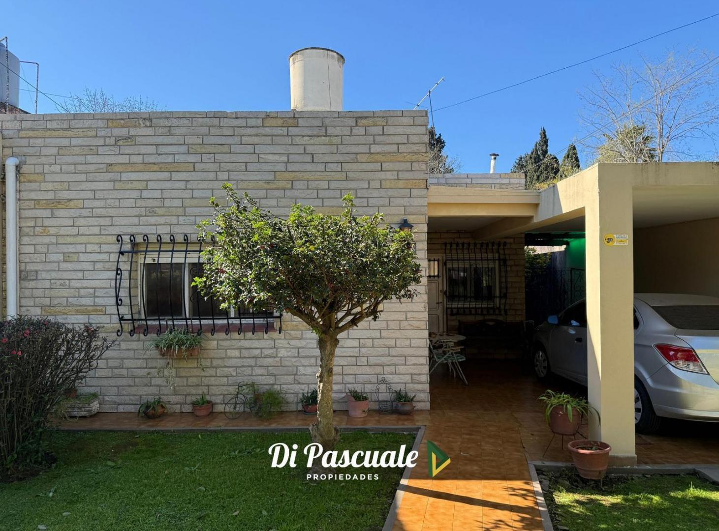 Foto de VENTA Casa 3 Habitaciones, Cochera y Parque - Moreno Sur, imagen 2