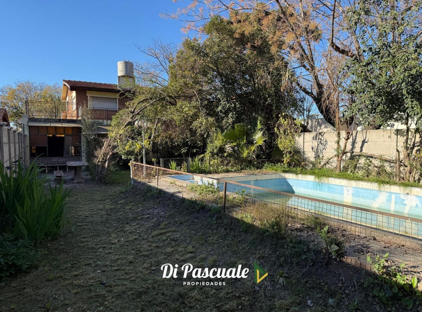 Foto de VENTA Chalet 5 ambientes, garage, parque, pileta y terraza - Moreno, imagen 4
