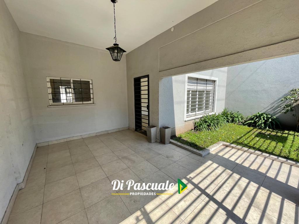 Foto de Venta Casa 3 Ambientes con Patio y Garage - Moreno Sur, imagen 3