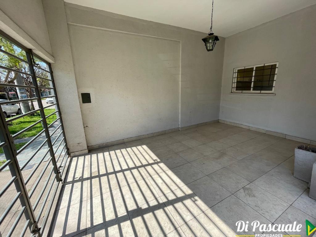 Foto de Venta Casa 3 Ambientes con Patio y Garage - Moreno Sur, imagen 4