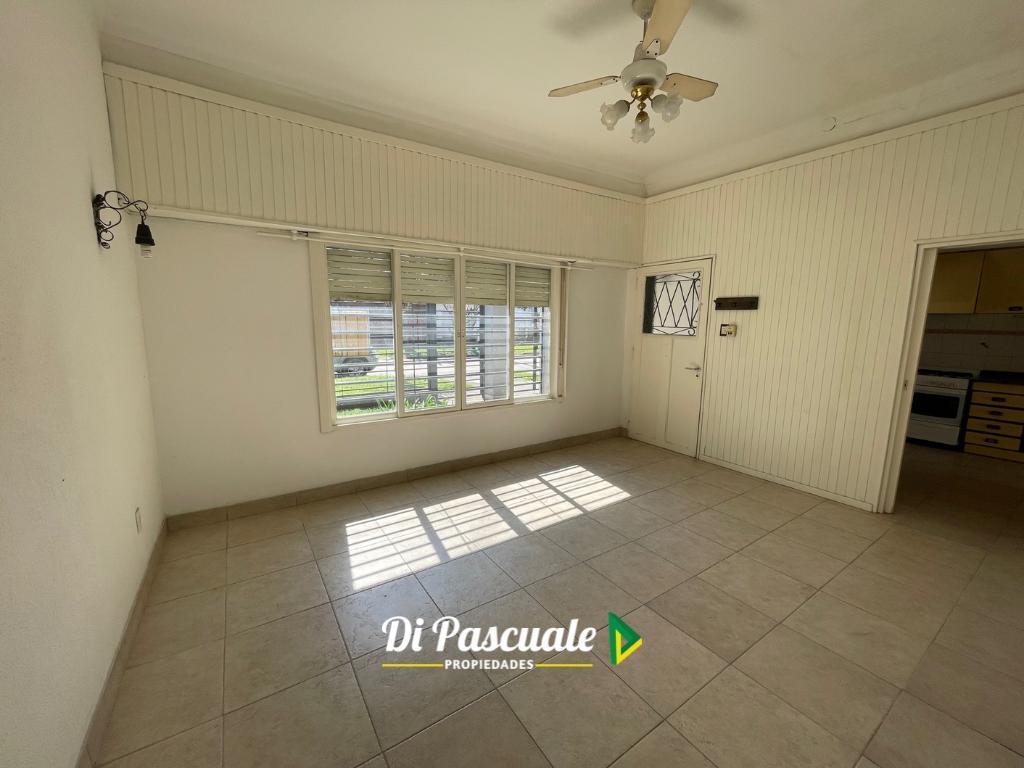 Foto de Venta Casa 3 Ambientes con Patio y Garage - Moreno Sur, imagen 5