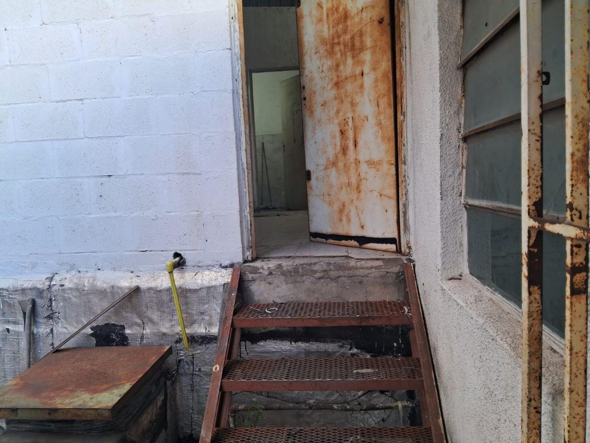 Foto de Galpon de 500 m² con oficinas en alquiler en Lomas del Mirador, imagen 1