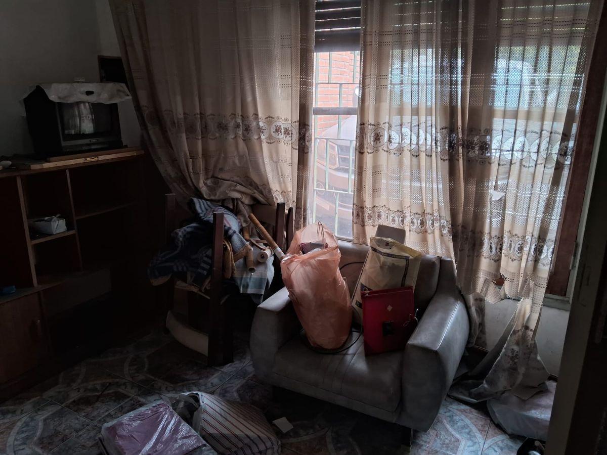 Foto de Casa de 3 amb. en venta en Morón, imagen 2