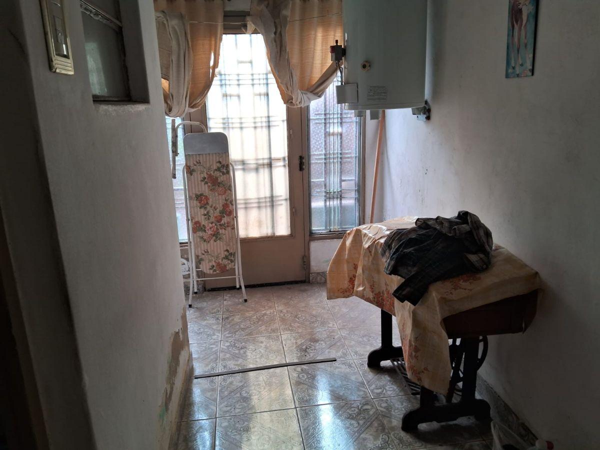 Foto de Casa de 3 amb. en venta en Morón, imagen 3