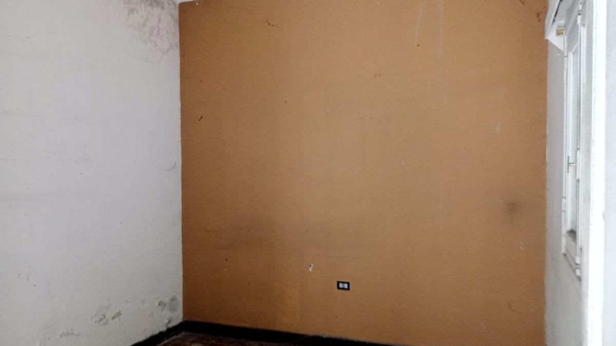 Foto de Casa de 380 m² en venta en Castelar a 200 mts de Av. Vergara, imagen 4