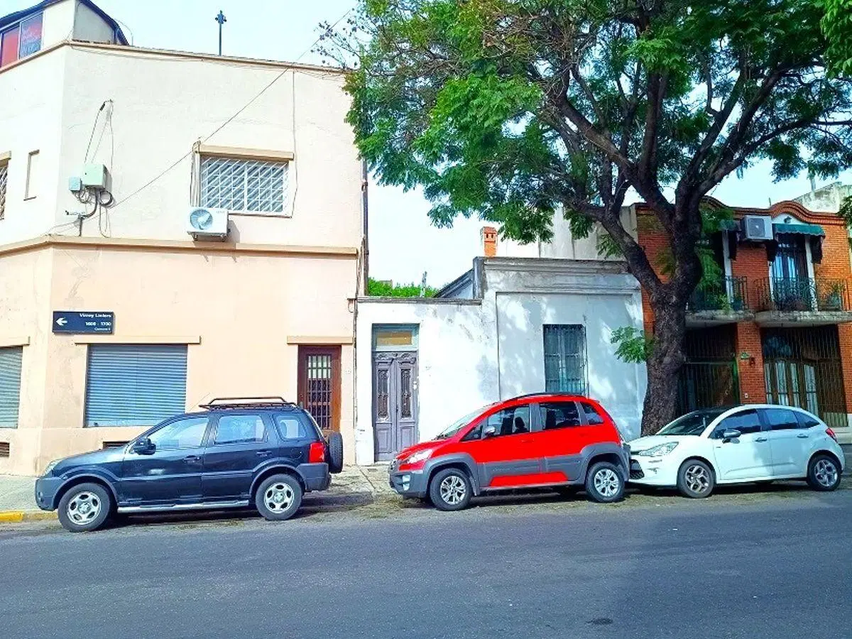 Lote de 136 m2 V. Liniers e/ Pavón y Juan de Garay-Casa muy antigua a refaccionar 3