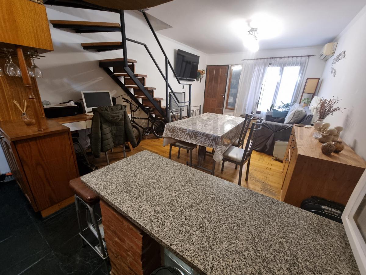 Foto de DUPLEX de 3 ambientes mas altillo, imagen 2
