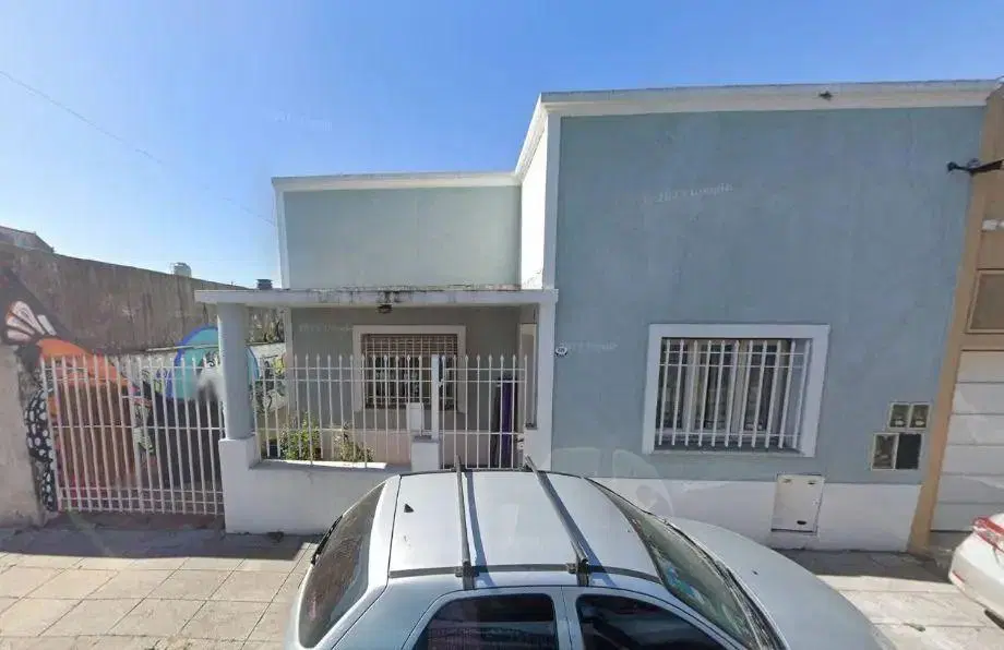 Casa De 5 Ambientes Multifamiliar A Reciclar - Oportunidad 5