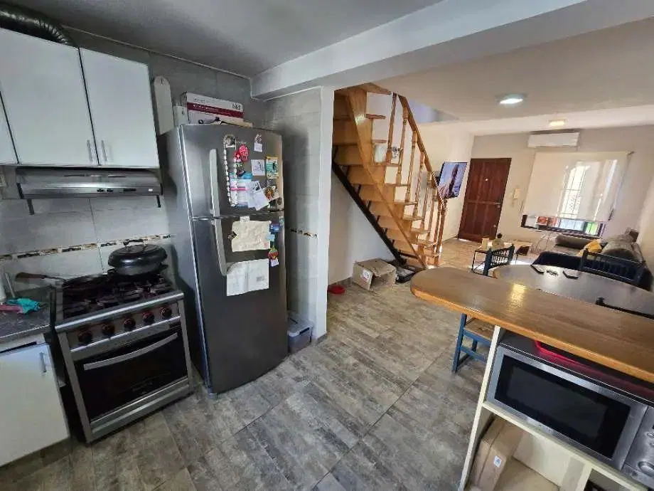 VENTA, DUPLEX DE 3 AMBIENTES EN DOS PLANTAS INTERNO , EN COMPLEJO CERRADO, SAN JUSTO. APTO CREDITO 8