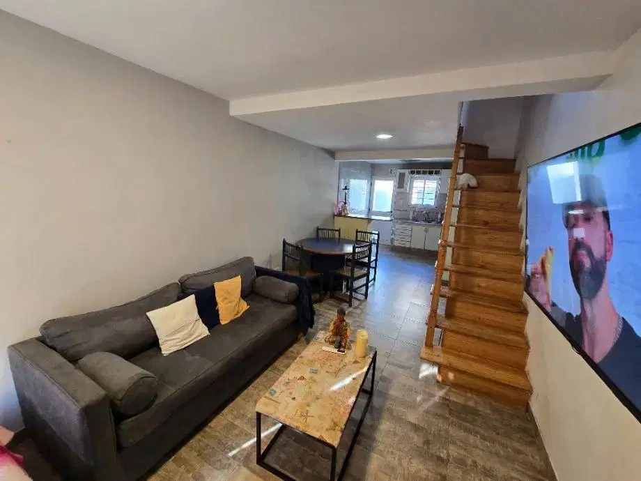 Duplex De 3 Ambientes - Oportunidad 4