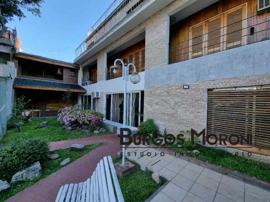 Chalet 6 Ambientes - Oportunidad 4