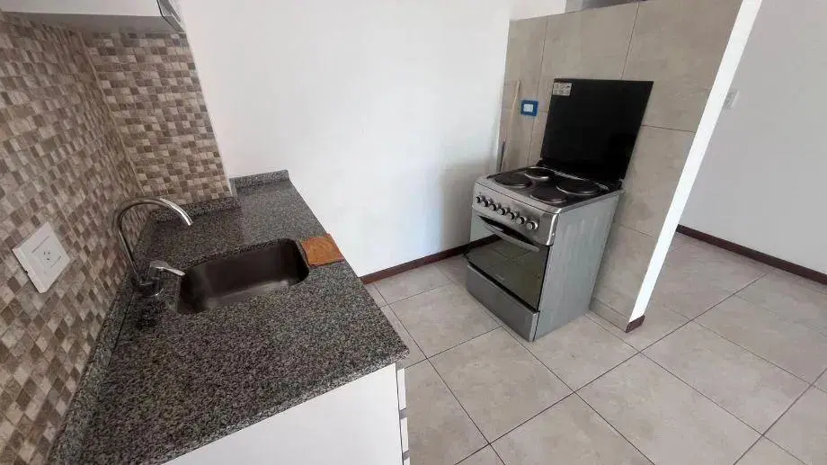 Departamento En Alquiler En Flores 2