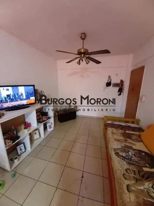 VENTA DEPARTAMENTO DE 3 AMBIENTES AL FRENTE . RAMOS MEJIA 2