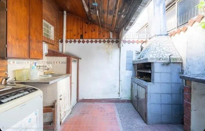 VENTA CASA DUPLEX DE 2 AMBIENTES AL CONTRAFRENTE CON PATIO PROPIO EN RAMOS MEJIA 5