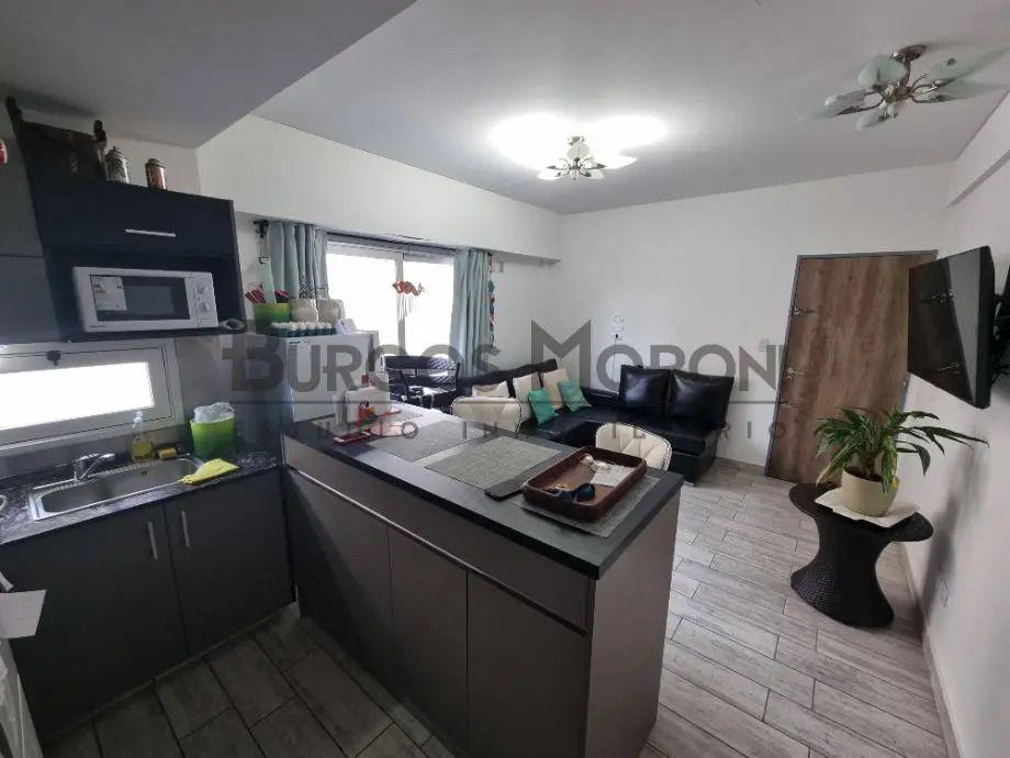 Foto de VENTA DEPARTAMENTO DE 2 AMBIENTES CON COCHERA Y TERRAZA PROPIA CON, imagen 2
