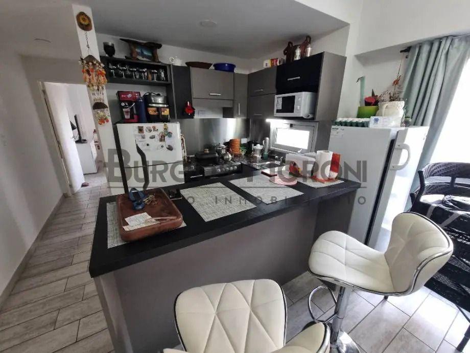 Foto de VENTA DEPARTAMENTO DE 2 AMBIENTES CON COCHERA Y TERRAZA PROPIA CON, imagen 3