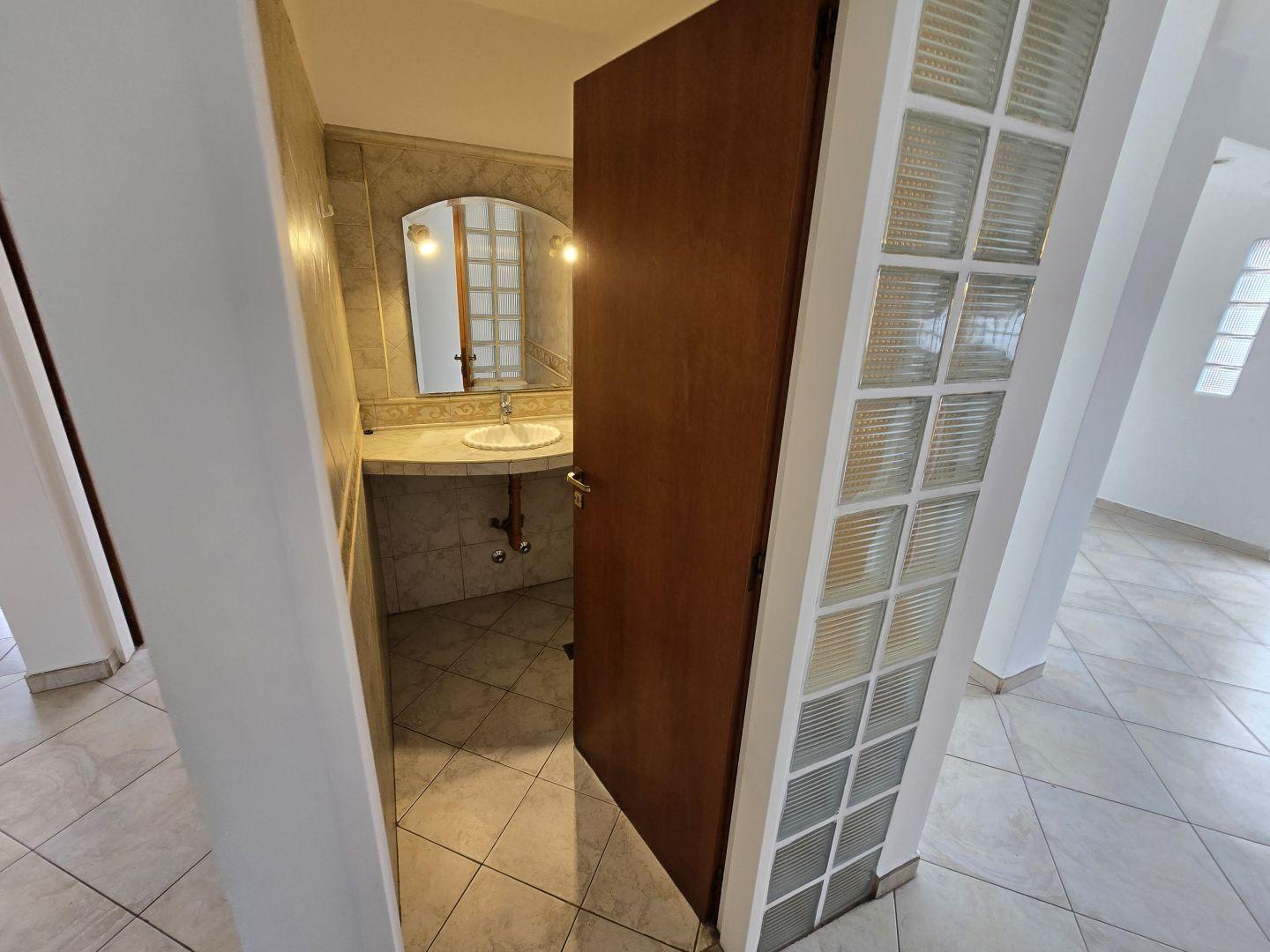 Foto de ALQUILER, PISO DE 4 AMBIENTES (DEPARTAMENTO) EN SEGUNDO PISO POR, imagen 4
