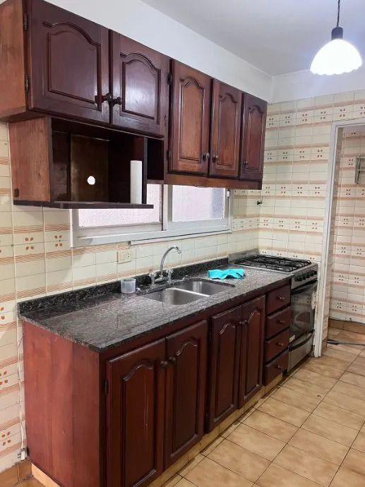 Foto de Alquiler Departamento 4 Ambientes al Frente en Floresta, imagen 1