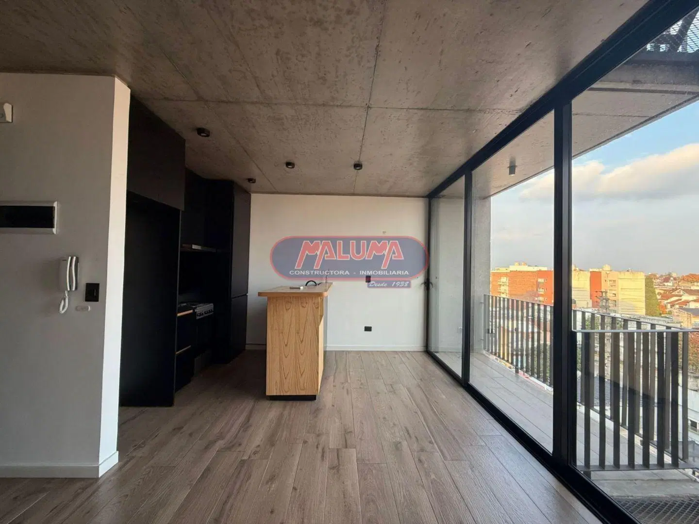 Departamento 2 ambientes. | Av. Pres. Perón al 2200 2