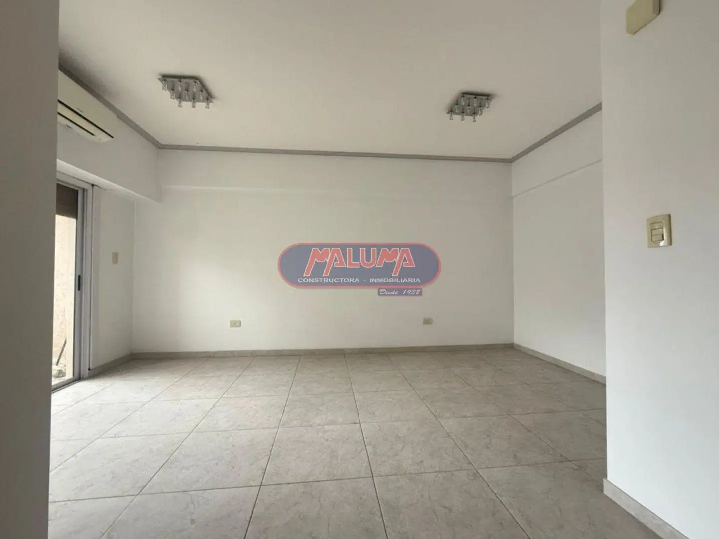 Departamento 2 ambientes. | Ramon L. Falcon al 6600 4
