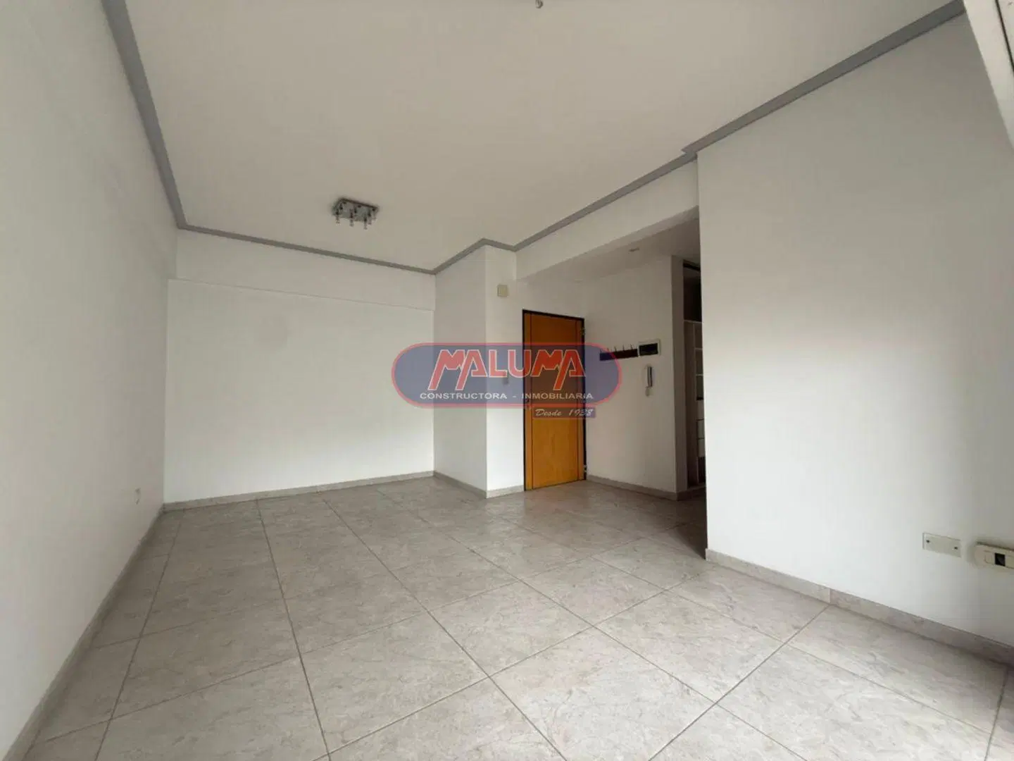 Departamento 2 ambientes. | Ramon L. Falcon al 6600 5