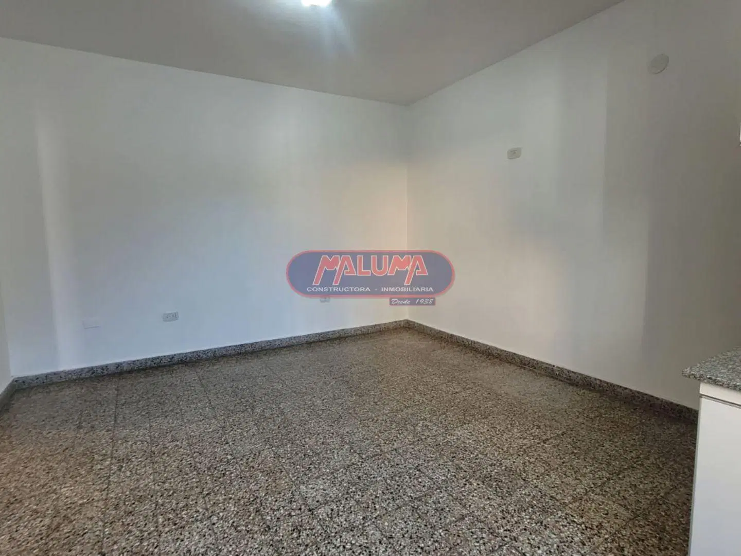 Departamento 2 ambientes. | Carhue al 900 4