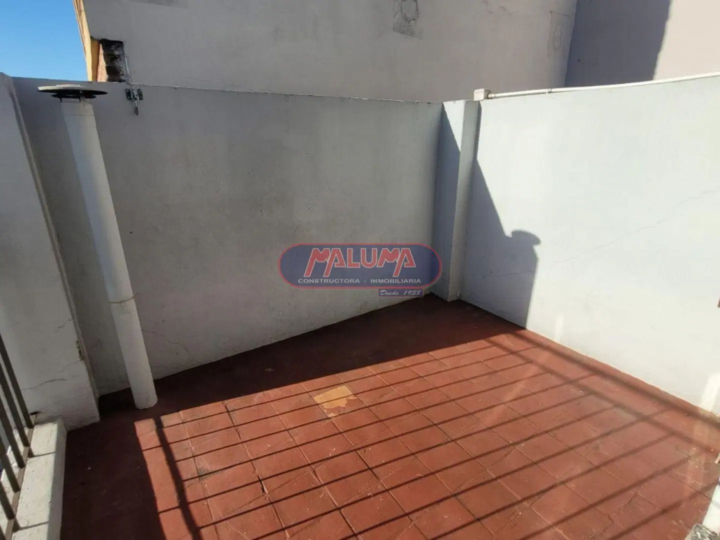 Departamento 2 ambientes. | Carhue al 900 1