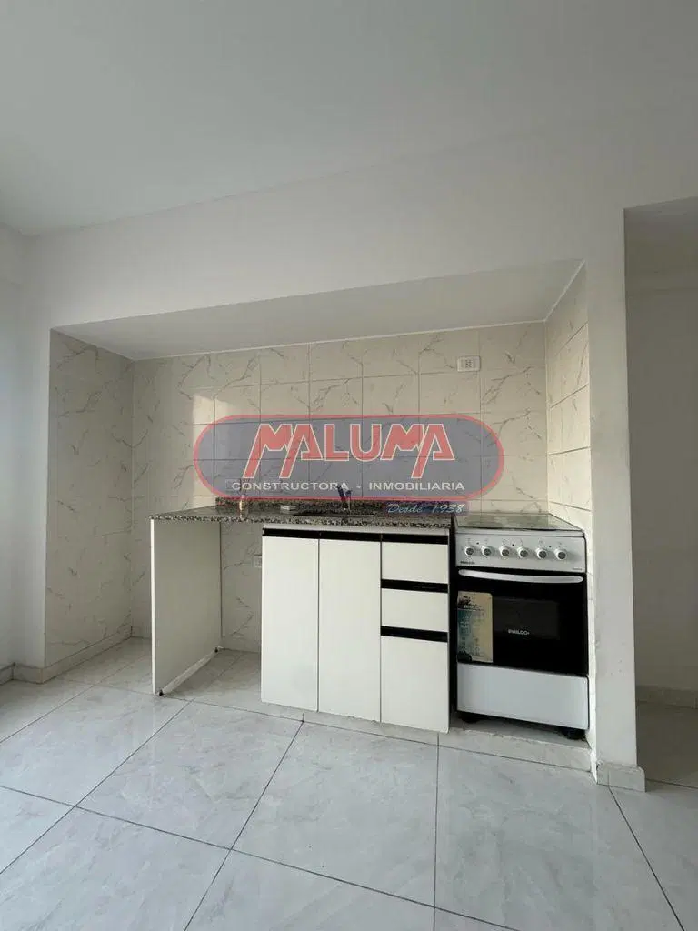 Departamento 1 ambiente. | Ramon L. Falcon al 6700 5