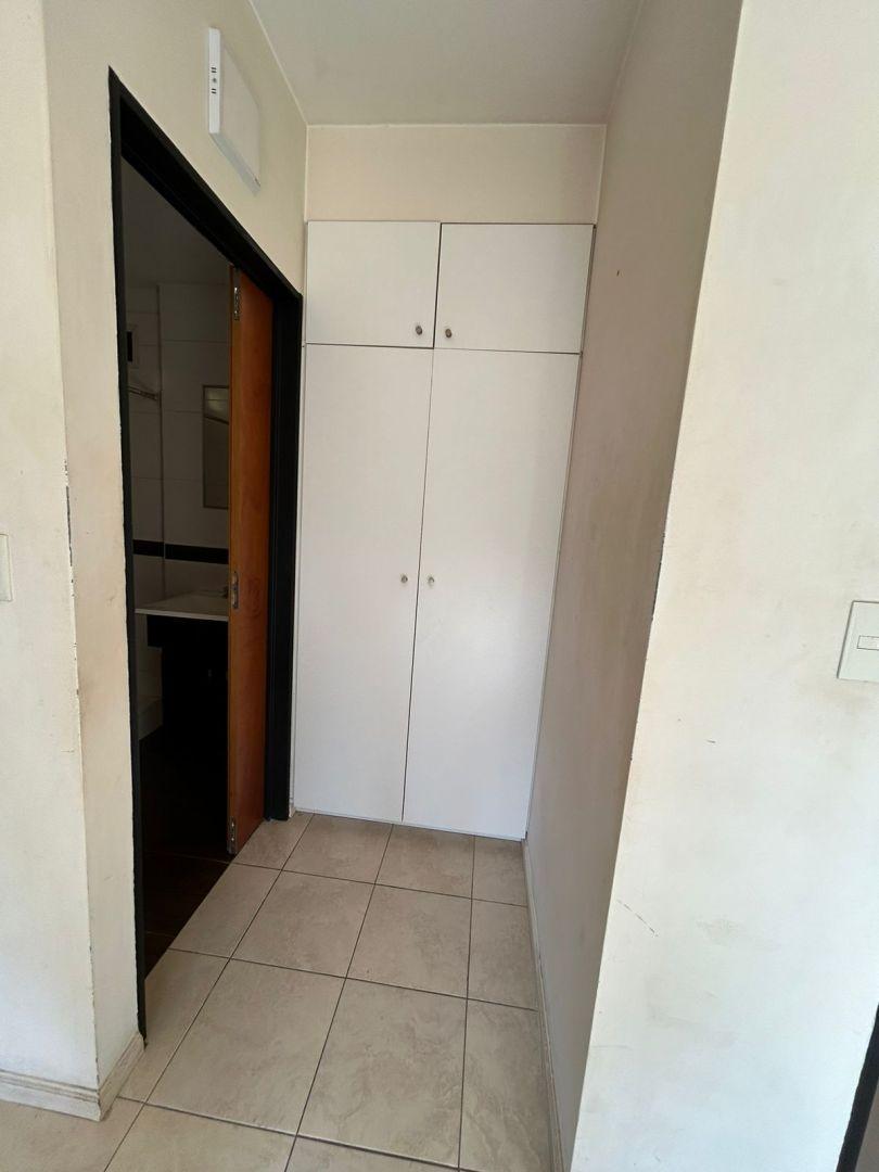 Foto de Departamento monoambiente. | Av. Rivadavia al 10700, imagen 5