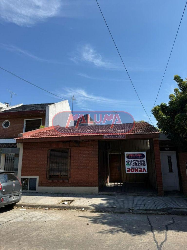 Foto de CASA EN VENTA SOBRE LOTE PROPIO - GRANADA 871, imagen 2