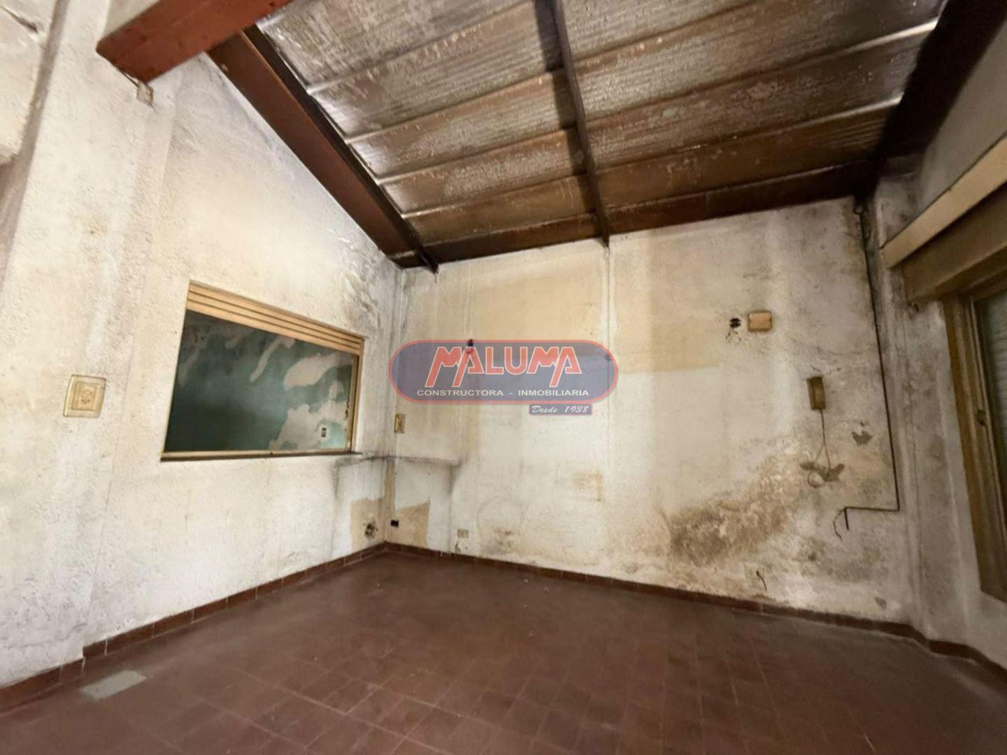 Foto de CASA EN VENTA SOBRE LOTE PROPIO - GRANADA 871, imagen 1