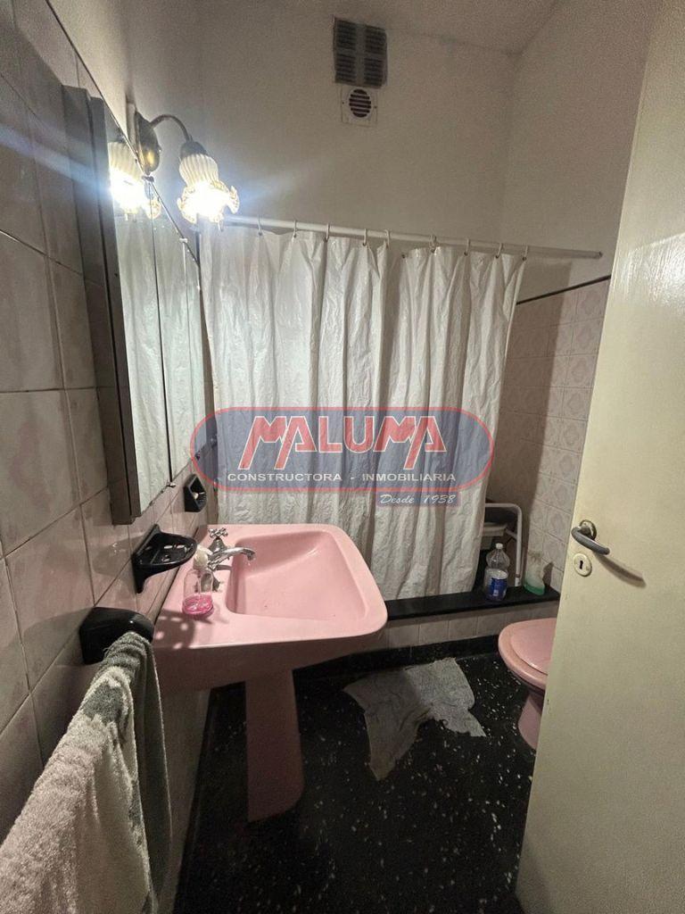 Foto de Casa 4 ambientes 0 dormitorios. | Patron al 6900, imagen 3